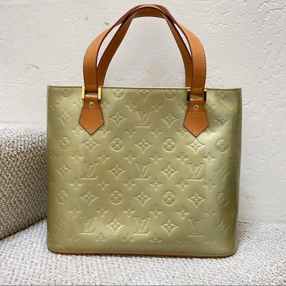 Louis Vuitton Monogram Vernis Houston Tote Bag - Picture 4 of 15